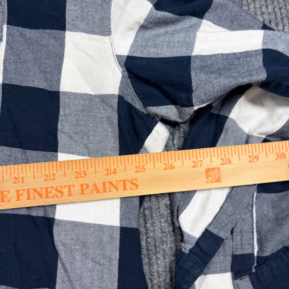 Old Navy Shirt Mens XL Blue White Buffalo Plaid Flannel Long Sleeve Button Down - Picture 6 of 8